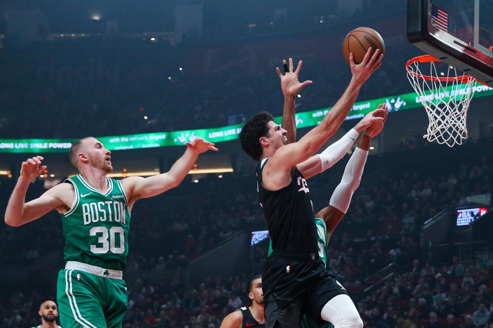 持战斗的姿 持战斗的姿