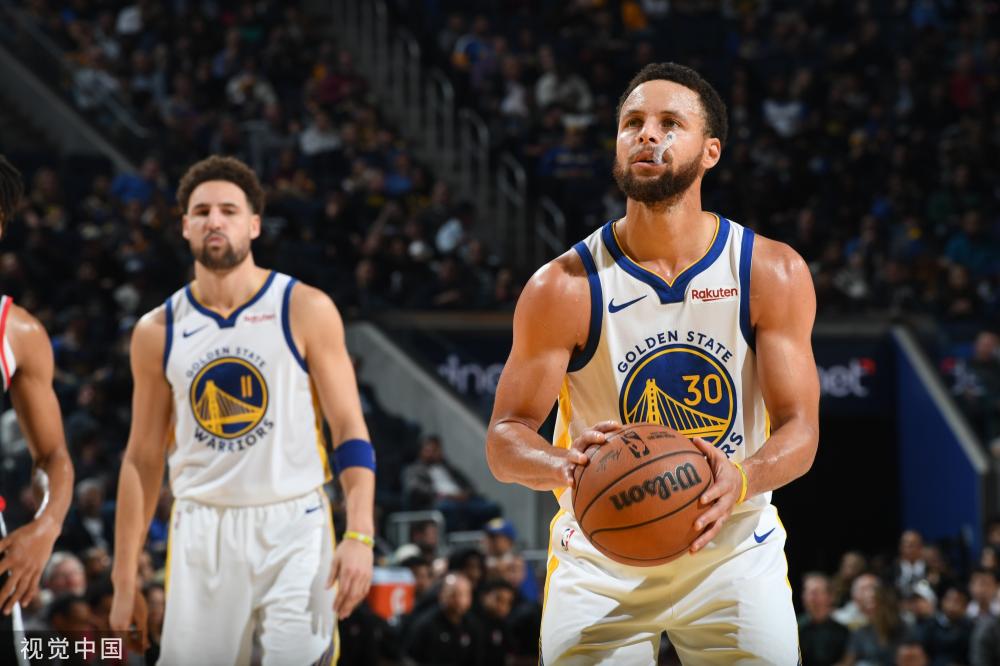 伤病曾迫使 伤病曾迫使